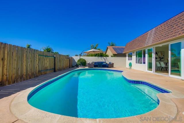 15034 Jenell St, Poway, California 92064, 4 Bedrooms Bedrooms, ,2 BathroomsBathrooms,Single Family Residence,For Sale,Jenell St,250032484SD