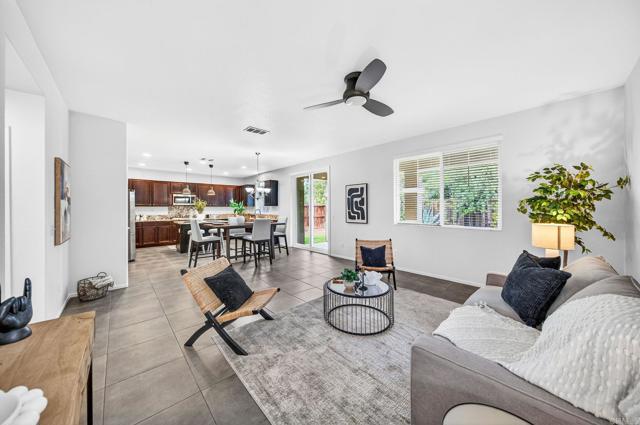 Detail Gallery Image 7 of 40 For 46755 Peach Tree St, Temecula,  CA 92592 - 4 Beds | 2/1 Baths