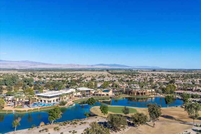 81485 Golden Poppy Way, La Quinta CA: https://media.crmls.org/mediaz/ccd835d5-2962-4d8d-8926-a38f2a2952b0.jpg