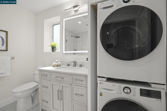 1364 Running Springs Rd, Walnut Creek CA: https://media.crmls.org/mediaz/ccd875d2-929a-4da1-a8b9-ecf38c4aa6fe.jpg