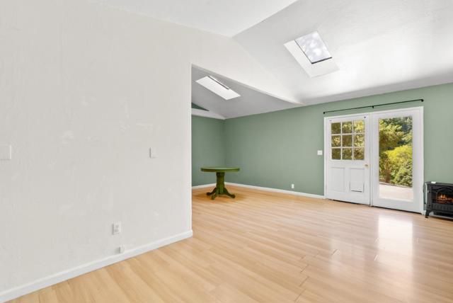 530 Flume Road, Aptos CA: https://media.crmls.org/mediaz/ccd8c39d-d421-44b3-9f1c-1dfb04f6f3a9.jpg