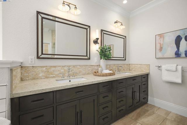 86 Candleston Place, Alamo CA: https://media.crmls.org/mediaz/ccd8d687-09d2-4f33-bbb3-8196726b7a01.jpg