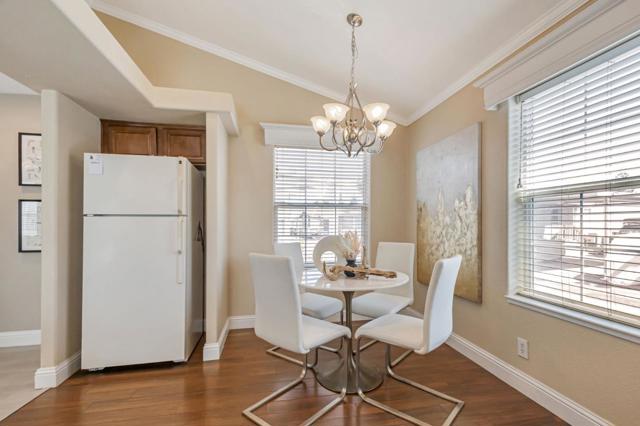 14685 Oka Road, Los Gatos CA: https://media.crmls.org/mediaz/ccd94f59-17d0-43c0-82df-fe391c39cf2c.jpg