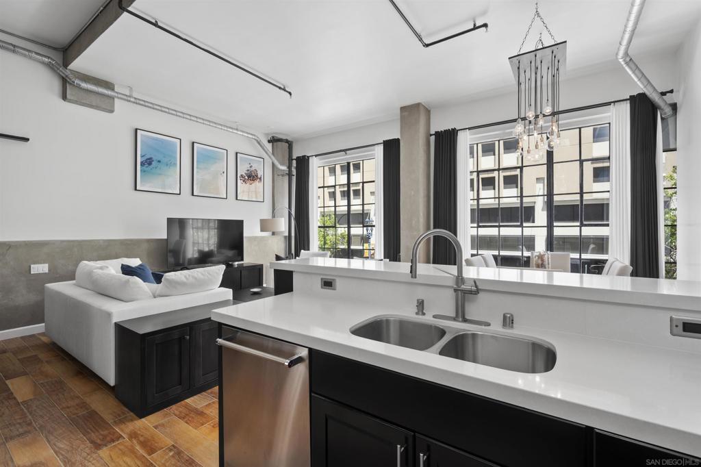 350 11th Ave. - photo 11