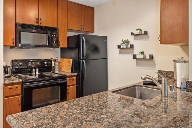 1435 India Street, San Diego CA: https://media.crmls.org/mediaz/ccdcd1c1-a353-4696-bd63-33baf4d3c51e.jpg