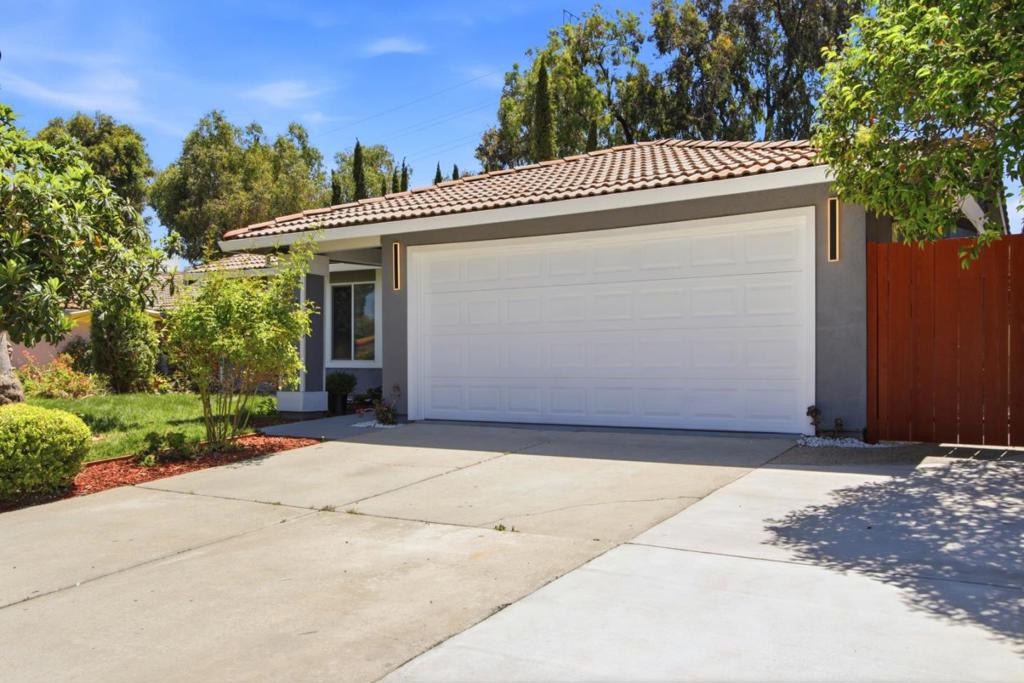 1718 Cheney Drive