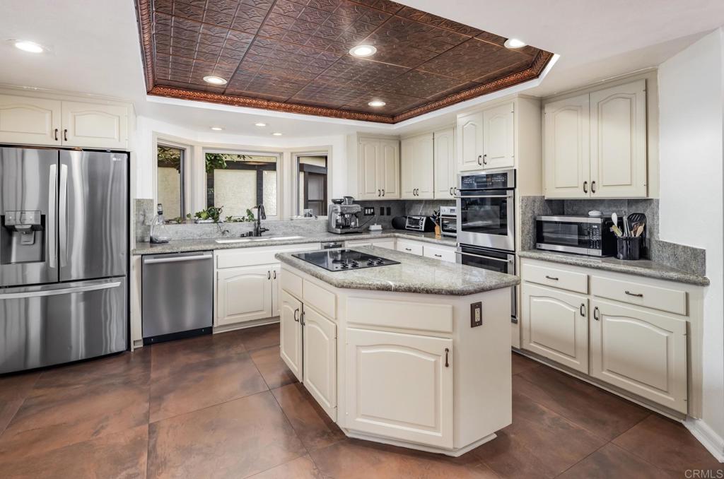 7351 Alicante Road - photo 10