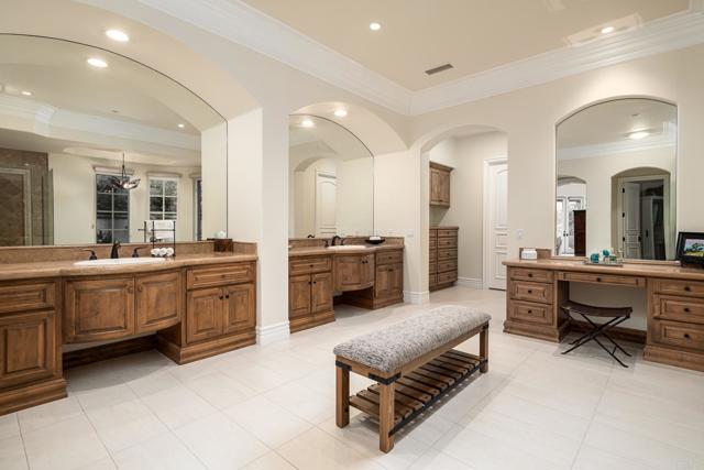 Detail Gallery Image 25 of 42 For 6627 Calle Ponte Bella, Rancho Santa Fe,  CA 92091 - 5 Beds | 6/1 Baths