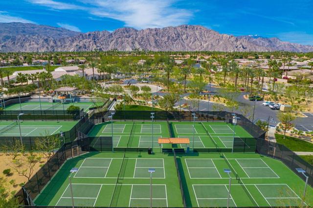 54805 Northern Dancer Drive, La Quinta CA: https://media.crmls.org/mediaz/ccdd761d-0b7d-4748-916f-5090010aa173.jpg