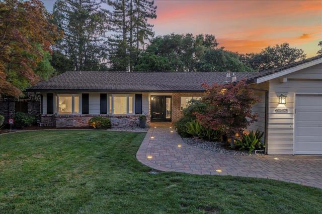 249 Montclair Road, Los Gatos CA: https://media.crmls.org/mediaz/ccdf5ad2-feb6-4c3d-baaa-cd78861419c8.jpg