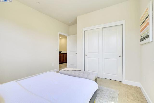 41538 Casabella Cmn, Fremont CA: https://media.crmls.org/mediaz/ccdfe024-4627-4f99-9959-57f883060b6a.jpg