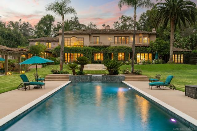 16356 Rambla De Las Flores, Rancho Santa Fe CA: https://media.crmls.org/mediaz/ccdffea8-3d46-472f-b31b-db6ea05433cc.jpg