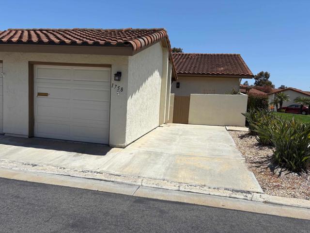 1758 Charleston, Encinitas CA: https://media.crmls.org/mediaz/cce023d1-0e82-4de3-942e-0c7142499513.jpg