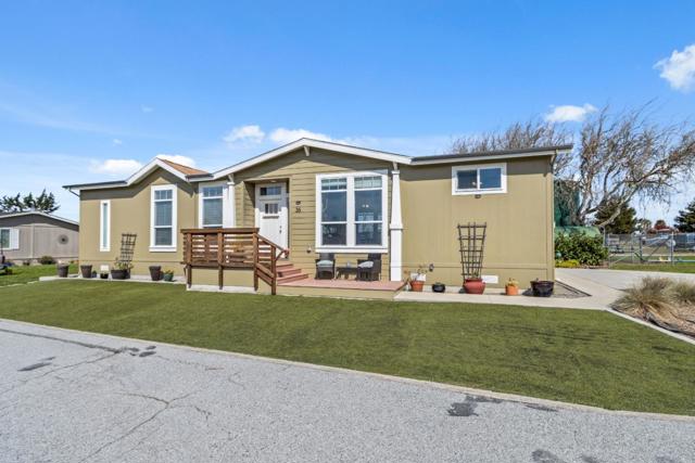 800 Dolan Road, Moss Landing CA: https://media.crmls.org/mediaz/cce05389-6861-45fd-9ff3-8c4dc2059caf.jpg