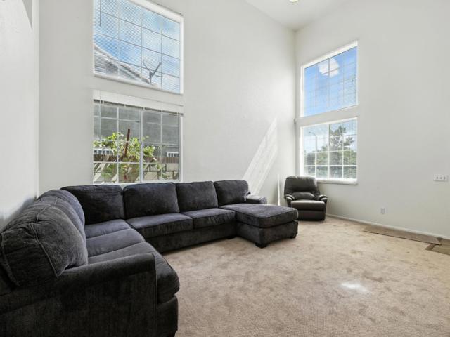 44131 Sunmist Court, Lancaster CA: https://media.crmls.org/mediaz/cce18f95-6ba3-428e-a5f1-a45af9cdc10a.jpg