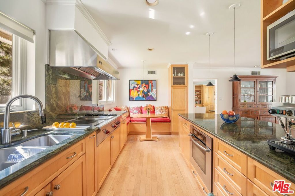 MLS #25590401 image #13