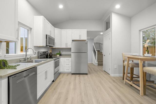 840 N 15th Street, San Jose CA: https://media.crmls.org/mediaz/cce2dcf4-b76d-43bd-bc3e-6e9051906436.jpg