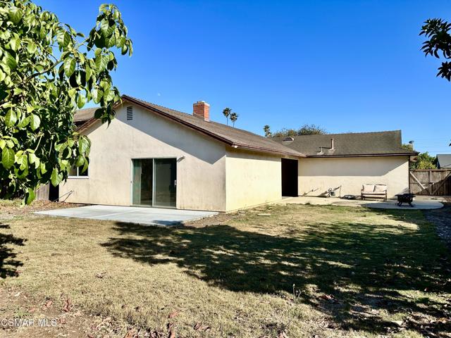 8123 Tiara Street, Ventura CA: https://media.crmls.org/mediaz/cce2fa74-007a-45ef-8f95-69bbc0588253.jpg