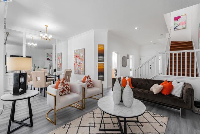 3253 Verde Ct, Pleasanton CA: https://media.crmls.org/mediaz/cce457ba-c816-46c5-b019-bf921ef59215.jpg