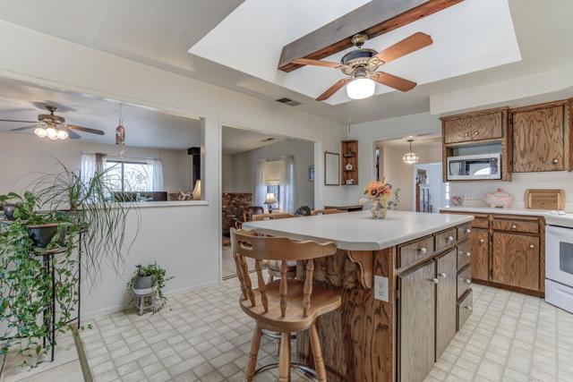 2854 Illinois Avenue, Corning CA: https://media.crmls.org/mediaz/cce4f84a-b202-4c1e-8b4a-e09575bbc6cd.jpg
