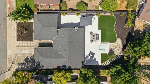 2924 Vivian Lane, San Jose CA: https://media.crmls.org/mediaz/cce5793d-3230-4dc5-a5ec-7e8a3539babb.jpg