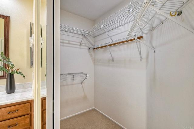 4956 Lamia Way, Oceanside CA: https://media.crmls.org/mediaz/cce5824b-8628-441f-8f48-9c0fbd807279.jpg