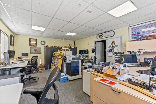 1995 Old Calaveras Road, Milpitas CA: https://media.crmls.org/mediaz/cce6f061-48bc-4263-97ac-7dda0ab6de7e.jpg