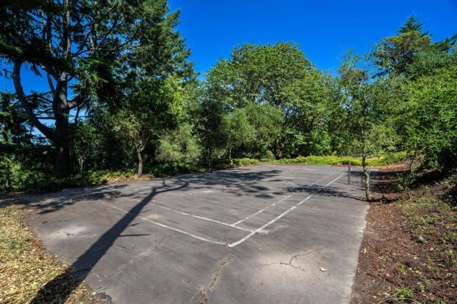 45 Ranch Road, Woodside CA: https://media.crmls.org/mediaz/cce75035-232e-423e-a78d-93ecc6239fd8.jpg