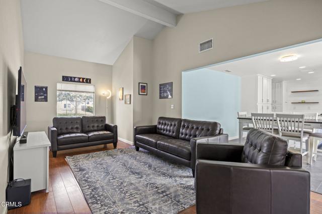 709 Walker Avenue, Camarillo CA: https://media.crmls.org/mediaz/cce86560-319f-4a6c-94e3-54ec459ccfcb.jpg