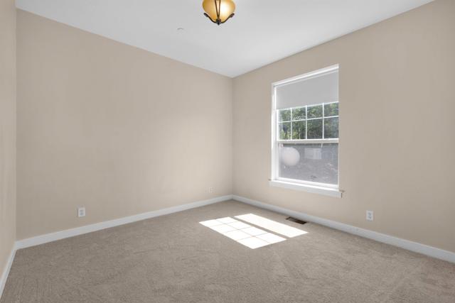 16725 Harrison Park Trail, Julian CA: https://media.crmls.org/mediaz/cce8eea2-ffcf-4dc3-bd49-15f0af6f5fc8.jpg