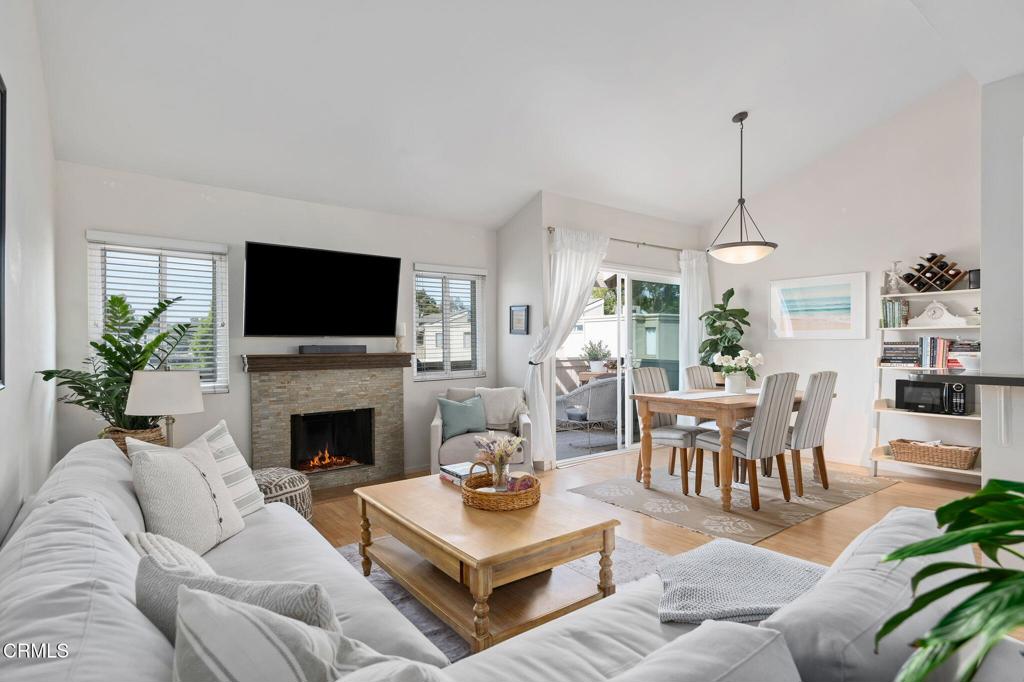 1280 Seacliff Court #2