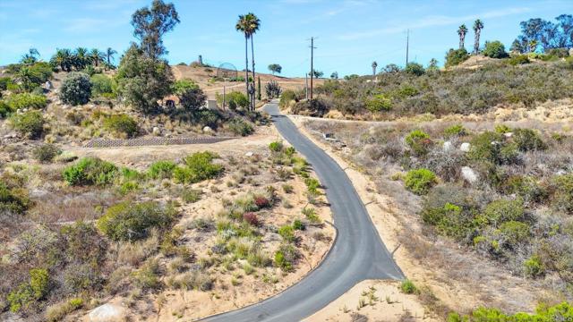 3020 22 Joni Lane, San Marcos CA: https://media.crmls.org/mediaz/cce9e87c-d2ed-4a0f-9f03-250a827befea.jpg