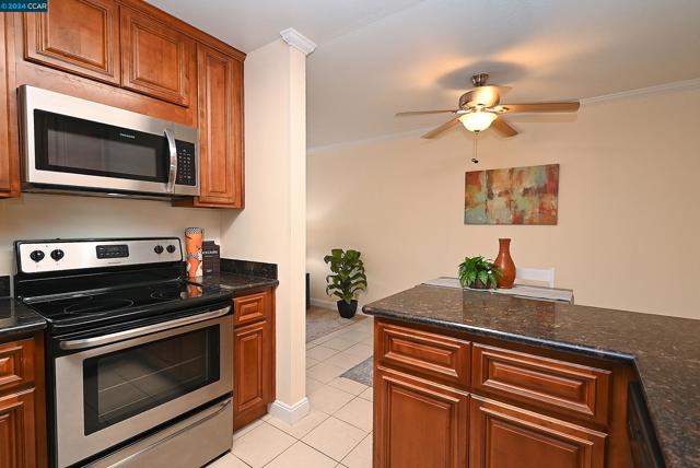Image 9 of 20 For 1699 Laguna St  305