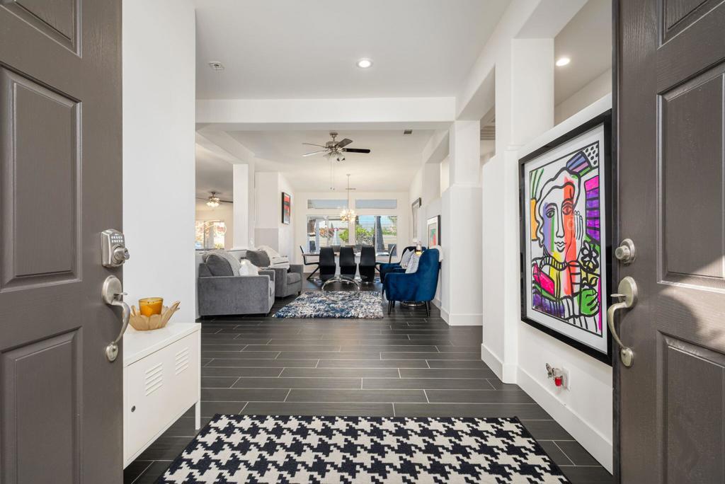 MLS #219140082DA image #2