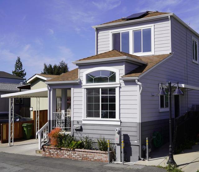 14685 Oka Road, Los Gatos CA: https://media.crmls.org/mediaz/cceb4a20-8ff5-44f5-8af4-f04aad62d13d.jpg