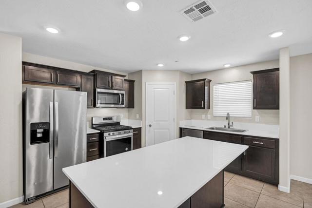 274 White Rim Court, Merced CA: https://media.crmls.org/mediaz/cceba937-8cb9-4b0c-ba5b-c336ce874f56.jpg