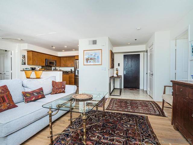924 Hornblend, San Diego CA: https://media.crmls.org/mediaz/ccec38f1-2b65-4fe1-9cdc-0a442b3b0caf.jpg