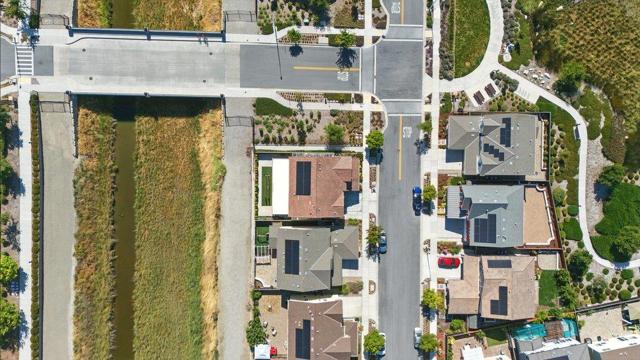 33831 Farmhouse Street, Fremont CA: https://media.crmls.org/mediaz/ccecc186-b5e6-4718-8ab5-70820cd56223.jpg