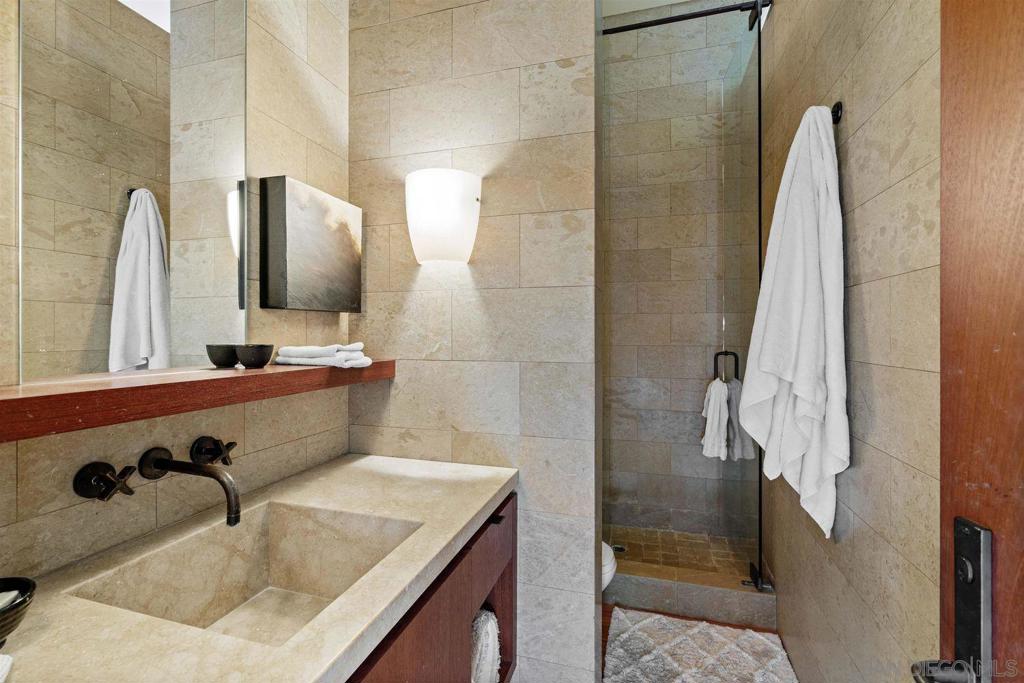 13027 Via Latina - photo 9