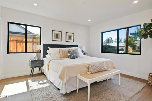 Detail Gallery Image 29 of 50 For 7932 Woodlake Ave, West Hills,  CA 91304 - 4 Beds | 3 Baths