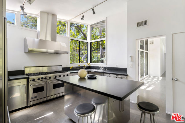 Drew Fenton | 30611 Las Estrellas Drive Malibu CA | MLS: 7423493 Drew Fenton | 30611 Las Estrellas Drive Malibu CA | MLS: 7423493