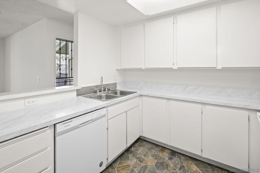 6064 Rancho Mission Rd - photo 12