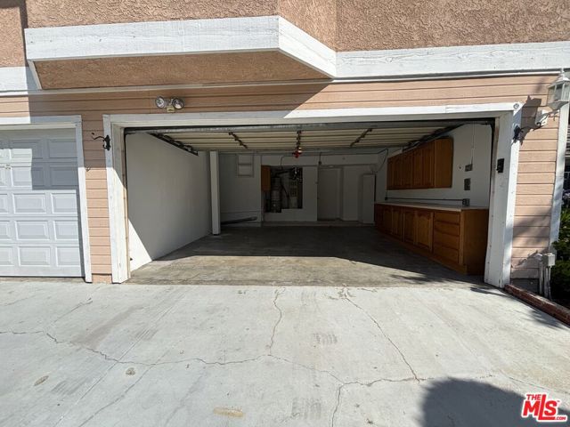 19021 Kilfinan Street, Porter Ranch CA: https://media.crmls.org/mediaz/ccf1535a-d824-4662-8c86-14e0c02e51af.jpg