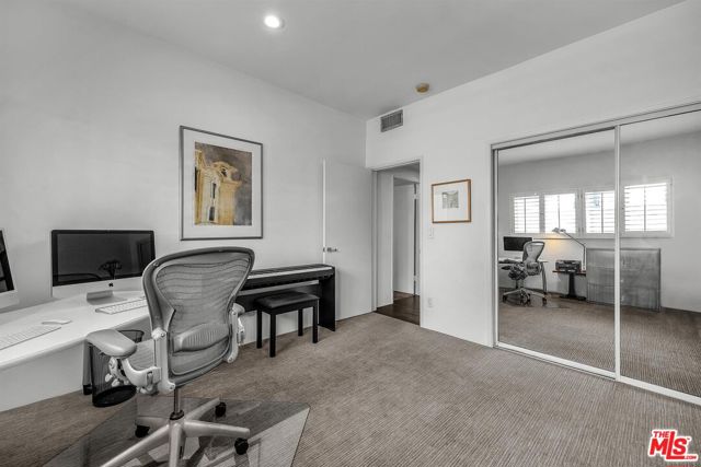 2332 Fox Hills Drive, Los Angeles CA: https://media.crmls.org/mediaz/ccf2385f-13f2-4a8e-9dbd-d065716a6829.jpg