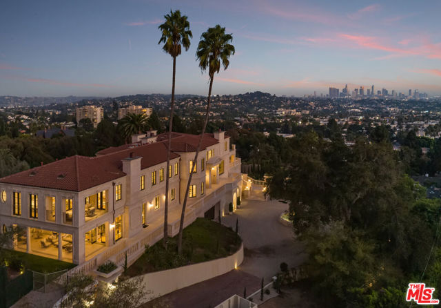 4533 Cockerham Drive, Los Angeles, California 90027, 9 Bedrooms Bedrooms, ,8 BathroomsBathrooms,Single Family Residence,For Sale,Cockerham,24449175