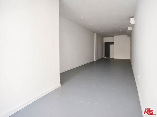 14426 Friar Street photo 16