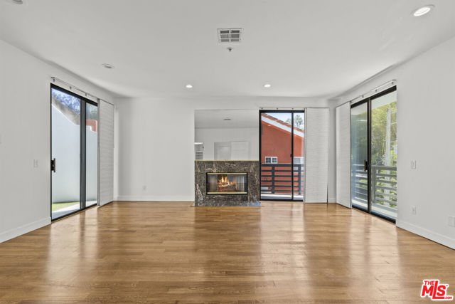 2646 Rinconia Drive, Los Angeles CA: https://media.crmls.org/mediaz/ccf611b9-11c3-4e65-9d74-a8e8b14a0cbc.jpg