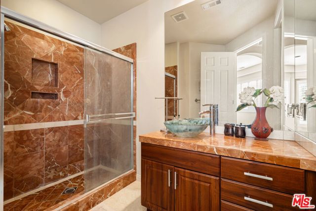 8 Dickens Court, Rancho Mirage, CA 92270