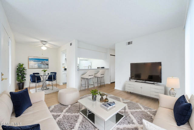 2307 Lillyvale Avenue, Los Angeles CA: https://media.crmls.org/mediaz/ccf6812d-d08e-458a-8aef-9b245a596ab7.jpg