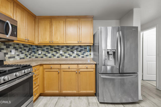 Detail Gallery Image 13 of 40 For 3016 Moonlight Park Ave, Oxnard,  CA 93036 - 3 Beds | 2/1 Baths